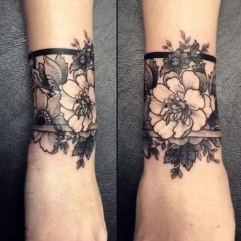 Hinh-xam-vong-tay-hoa-cho-nam-182