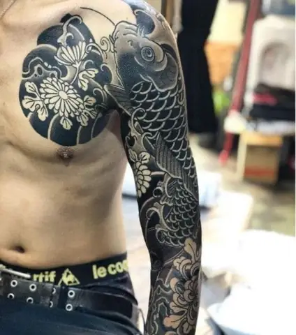 Hình Ảnh Cho Khung Hình Xăm Cá Chép Ở Tay: