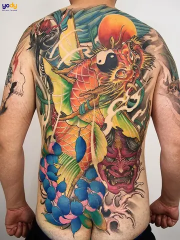 Hình Xăm Cá Chép Nhật Cổ Kín Lưng