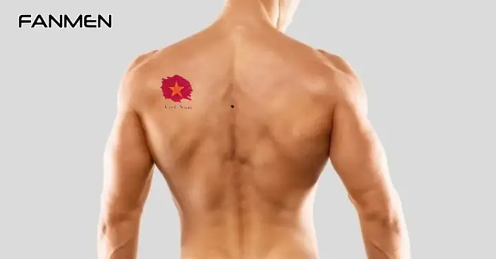 Hình Xăm Lá Cờ Việt Nam Ở Lưng