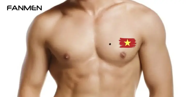 Hình Xăm Lá Cờ Việt Nam Ở Ngực Trái