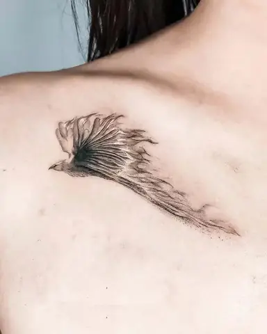 Hình Xăm Lông Vũ Ở Cổ
