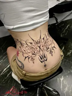 Ý Nghĩa Của Hình Xăm Thắt Lưng Ý Nghĩa Của Hình Xăm Thắt Lưng