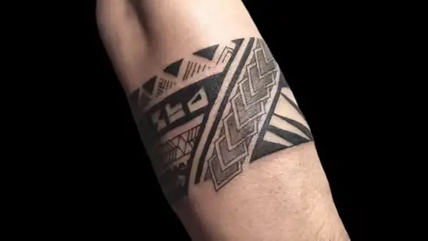 Hình Xăm Vòng Tay Maori