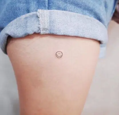 Hình Xăm Mặt Cười Mini Dành Cho Tình Bạn Và Tình Yêu