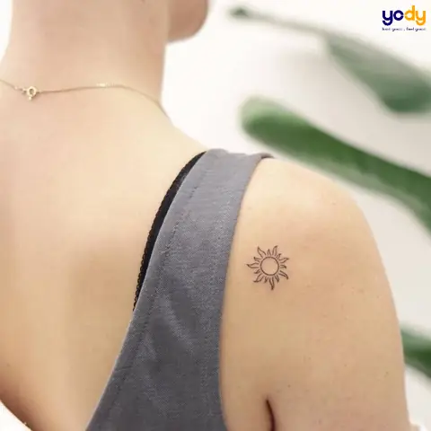 Hình Xăm Mặt Trời Nhỏ Đẹp Cho Nữ