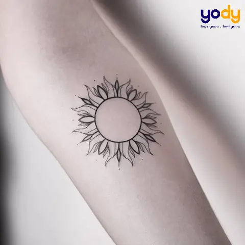 Hình Xăm Mặt Trời Cho Nữ