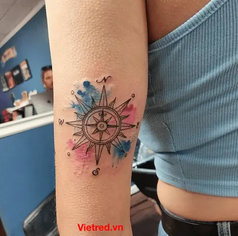 Hình Xăm La Bàn Mặt Trời