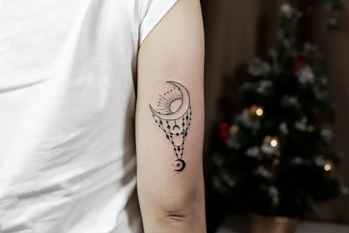 Hình Ảnh Cho Hình Xăm Mặt Trời Sau Gáy: