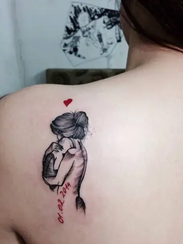 Hình Xăm Mẹ Bồng Con Sau Lưng Hình Xăm Mẹ Bồng Con Sau Lưng