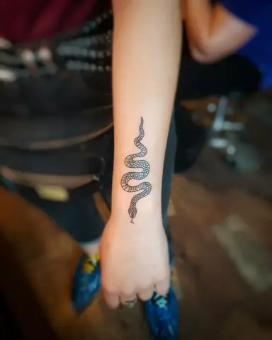 Hình Xăm Medusa Mini