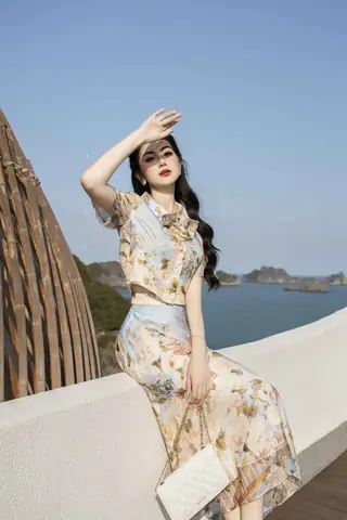 Https://lamia.com.vn/san-pham/set-so-mi-phoi-chan-vay-dang-xoe-set022