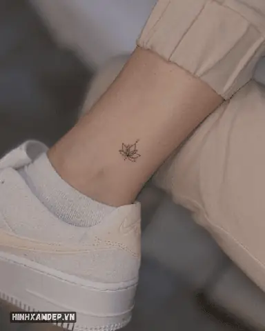 Máº«u Hã¬nh Xäm Mini Á» Cá» Chã¢n Ná»¯ Æ°a Chuá»n 2025