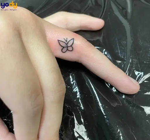 Xăm Ngón Tay Hình Con Bướm Xăm Ngón Tay Hình Con Bướm