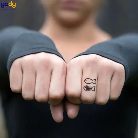 16 Hình Xăm Con Vật Ở Ngón Tay 16 Hình Xăm Con Vật Ở Ngón Tay