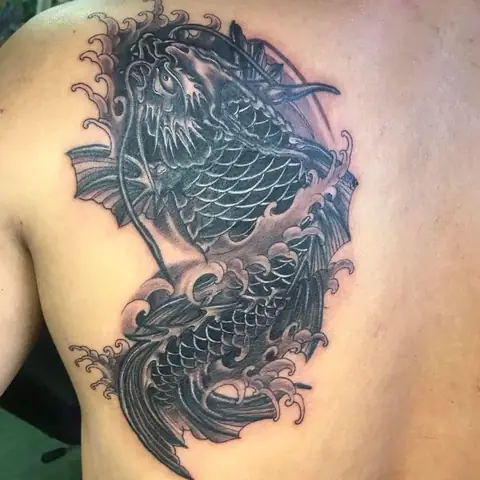 Hình Ảnh Cho Hình Xăm Cá Chép Mặt Quỷ Nửa Lưng:
