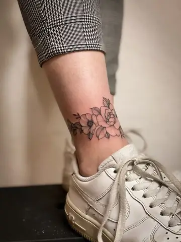 Hình Xăm Vòng Cổ Chân Nữ Hình Xăm Vòng Cổ Chân Nữ Đầy Ấn Tượng Và Nghệ Thuật Hình Xăm Vòng Cổ Chân Nữ Hình Xăm Vòng Cổ Chân Nữ Đầy Ấn Tượng Và Nghệ Thuật