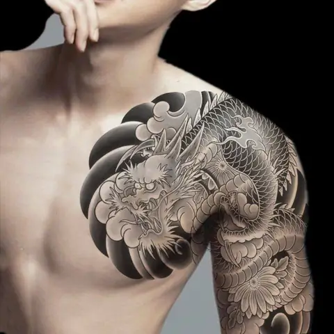 Hình Ảnh Cho Hình Xăm Nửa Lưng Nhật Cổ: Hình Ảnh Cho Hình Xăm Nửa Lưng Nhật Cổ: