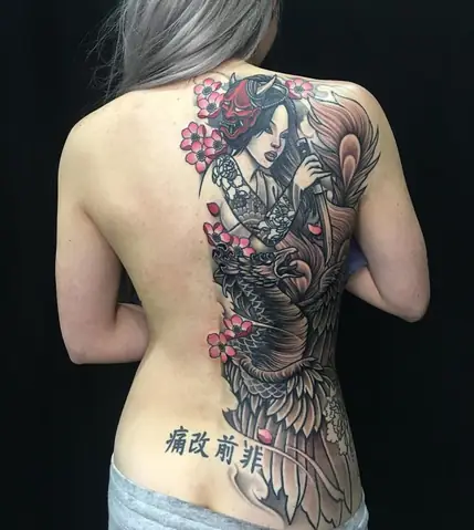 Hình Ảnh Cho Hình Xăm Nửa Lưng Trên Đẹp Cho Nữ: