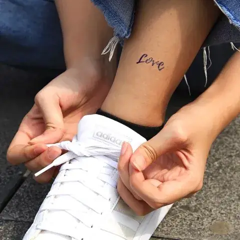 Hình Xăm Ở Chân Cho Nữ Cá Tính