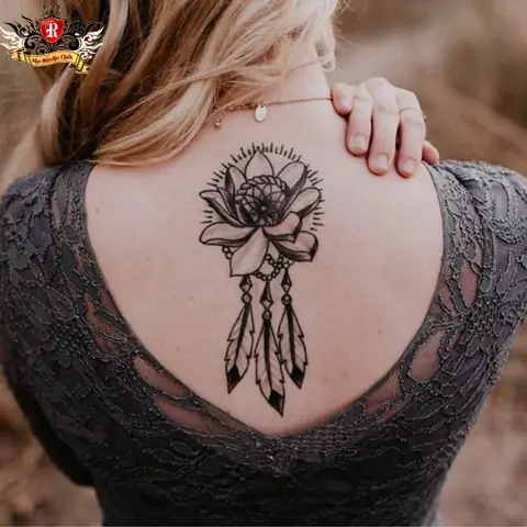 Hình Xăm Ở Cổ Gáy Có Đau Không? Hình Xăm Ở Cổ Gáy Có Đau Không?