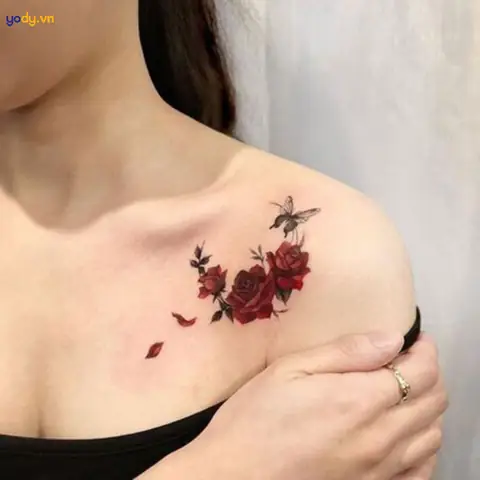 Hình Xăm Ở Ngưc Cho Nữ Mini Hình Hoa