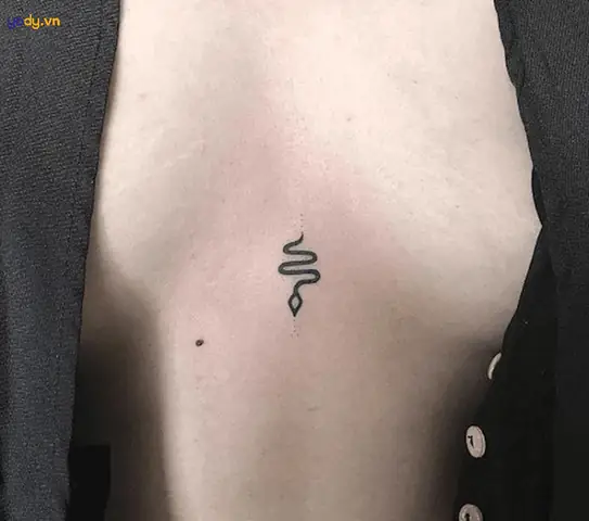 Các Lưu Ý Cần Biết Khi Xăm Hình Trên Ngực