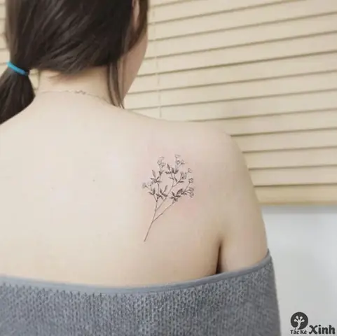 Hình Ảnh Cho Hình Xăm Mini Sau Lưng Nữ: