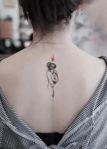 Hình Ảnh Cho Hình Xăm Mini Sau Lưng Nữ: