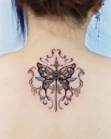 Hình Ảnh Cho Hình Xăm Mini Sau Lưng Nữ: