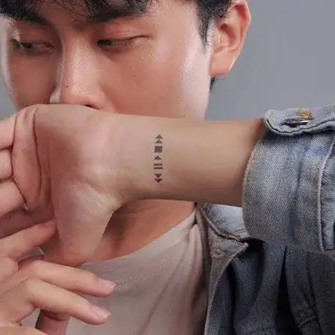 Hình Ảnh Cho Hình Xăm Bắp Tay Nhỏ Đẹp Cho Nam:
