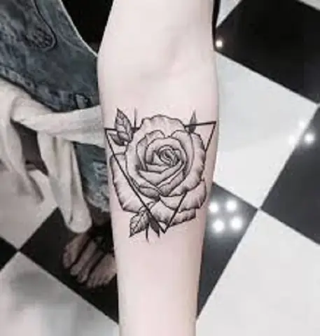 Hình Ảnh Cho Hình Xăm Trước Ngược Nữ Hoa Hồng: