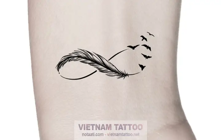 Ý Nghĩa Hình Xăm Vô Cực Kết Hợp Lông Vũ