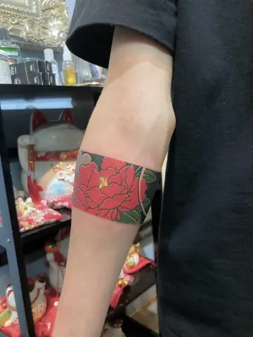 Tattoo Vòng Tay Nhật Cổ Đơn Giản Tattoo Vòng Tay Nhật Cổ Đơn Giản
