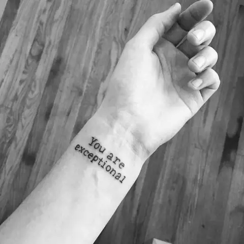 Xăm Chữ Với Lời Nhắn Nhủ Bản Thân “love Yourself First”, “you Are Exceptional”