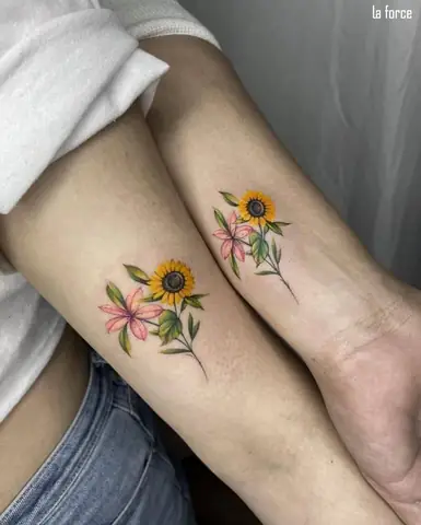 Hình Xăm Cặp Đôi Hoa Hướng Dương