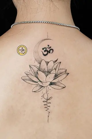 Hình Xăm Hoa Sen Phật Giáo Có Ý Nghĩa Gì?