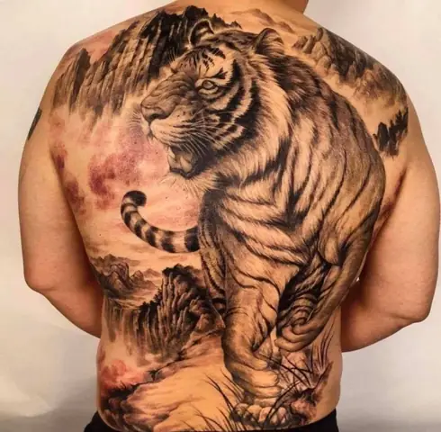 Hình Xăm Hổ Lên Núi