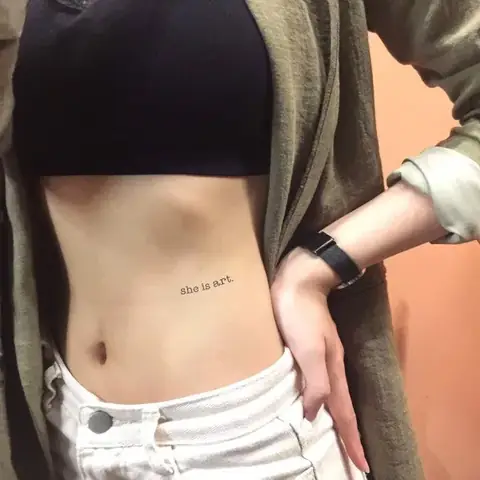 Hình Xăm Chữ 2 Bên Hông Sườn