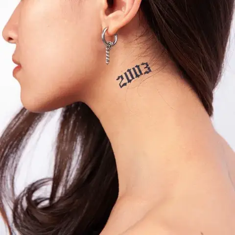 Hình Xăm Chữ Số Ở Cổ