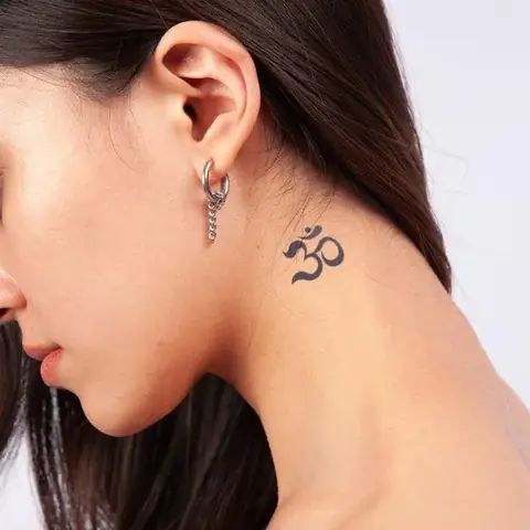 Hình Xăm Chữ Thái Lan Ở Cổ