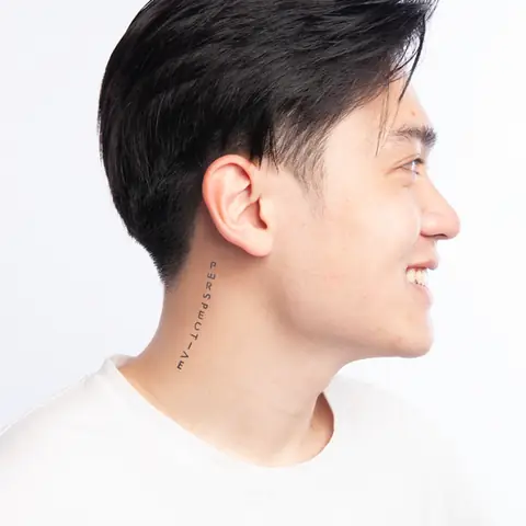 Hình Xăm Chữ Tiếng Anh Ở Cổ