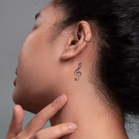 Hình Xăm Mini Đẹp Của Nữ Ở Gáy