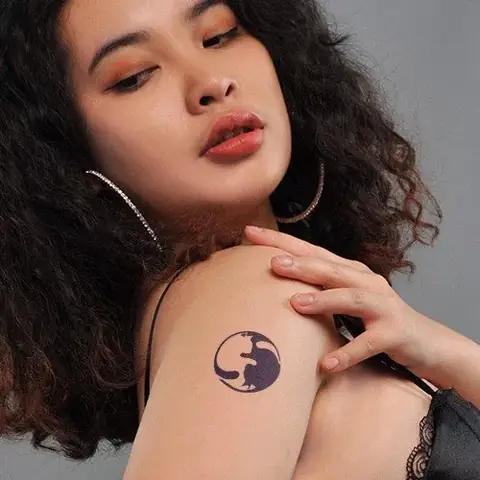 Hình Xăm Mini Đẹp Cho Nữ Ở Bắp Tay
