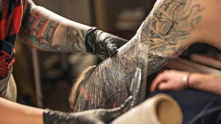 Chăm Sóc Hình Xăm Cho Nam Giới
