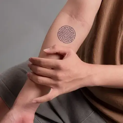 Những Hình Xăm Nhỏ Đẹp Trên Cánh Tay Những Hình Xăm Nhỏ Đẹp Trên Cánh Tay