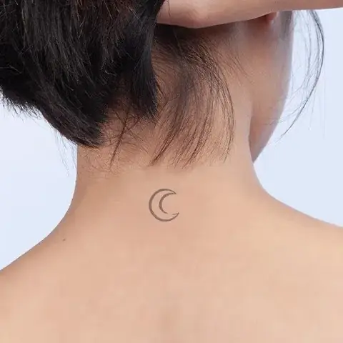 Những Hình Xăm Nhỏ Đẹp Sau Gáy Những Hình Xăm Nhỏ Đẹp Sau Gáy