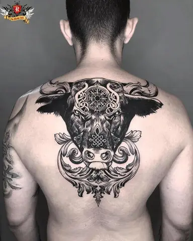 Tuổi Sửu Xăm Hình Gì Để Mang Lại May Mắn Và Phong Thủy Tốt?