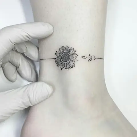 Hình Xăm Hoa Hướng Dương Mang Ý Nghĩa Gì Trong Nghệ Thuật Xăm Hình?