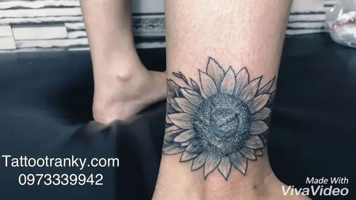 50+ Mẫu Hình Xăm Hoa Hướng Dương Đẹp Nhất, Đầy Sáng Tạo Và Ý Nghĩa 50+ Mẫu Hình Xăm Hoa Hướng Dương Đẹp Nhất, Đầy Sáng Tạo Và Ý Nghĩa